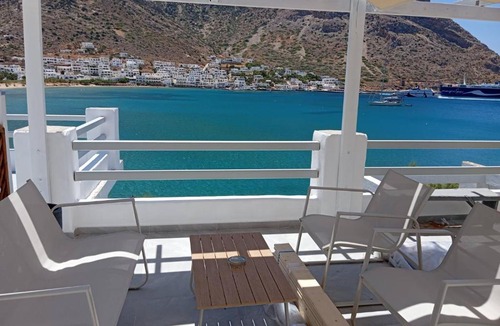 Kamares Hotel | Armiriki Seaside