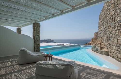 Mykonos Town Hotel | Arocaria