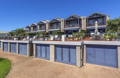 Minnamurra Apartment | Aroona at Minnamurra - a stay at Aroona will refresh the senses and calm the soul