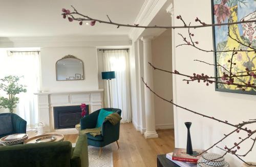 Toorak House | Art Deco in Toorak
