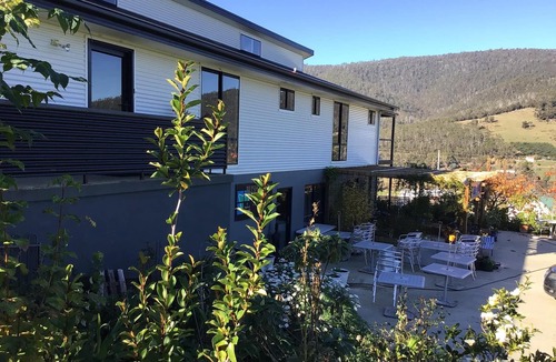 Huonville House | Art House.Paintings in hallway, bathroom, toilet, living areas and bedrooms.