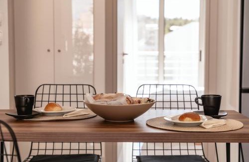 Dafni-Ymittos Apartment | Artemis House Athens