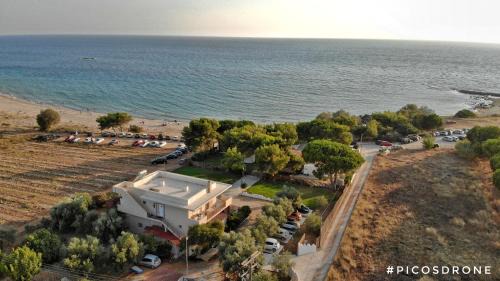 Pylos-Nestoras Apartment | Artemis Suites