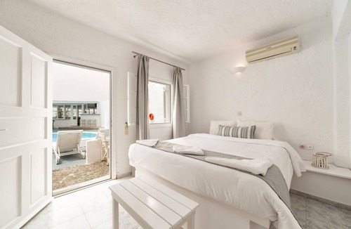 Megalochori Hotel | Artemis Suites