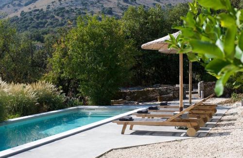 Makriotika Villa | Arterravilla, a hidden sanctuary.