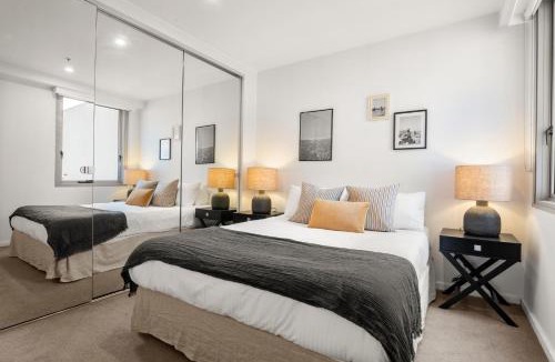 Collingwood North Apartment | Artist Abode: Stay in a Home That’s Also a Gallery