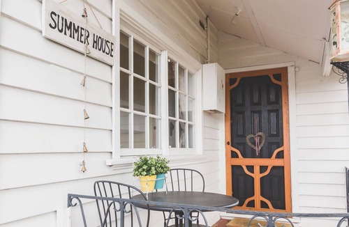 Rosebud House | Artist's Summer House