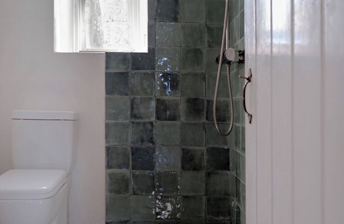Hydra House | Artistic, cozy guest house with panoramic view over Hydra!