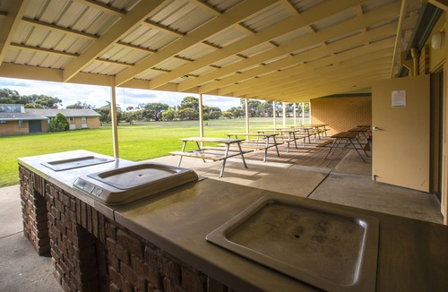 Port Hughes Cabin | Arura Group Stays - Port Hughes