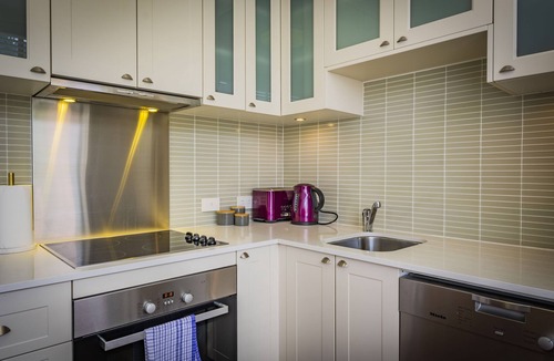 Battery Point Apartment | Arwen's Abode by Salamanca