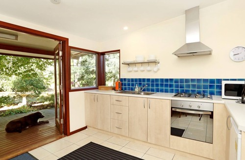 Norton Summit Apartment | Ashton Retreat - Perfect Adelaide Hills Getaway