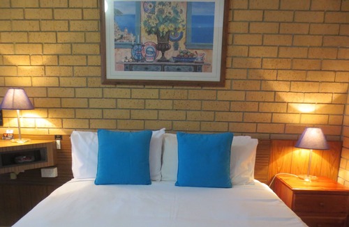 Aspley Hotel | Aspley Pioneer Motel