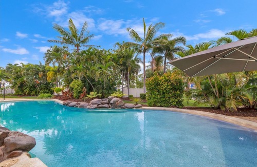 Townsville Apartment | At Strand Marina-Ground Floor with Courtyard