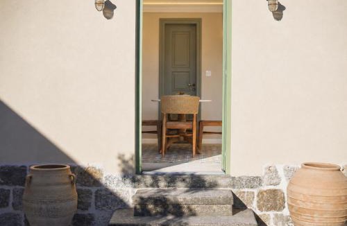 Kefalos House | Athena Collection