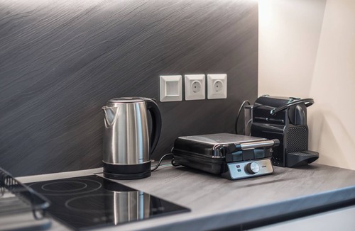 Kinosargous Apartment | Athens Secluded Apartment A, Athens Secluded Apartments
