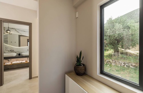 Argostoli Villa | Atheras Lassu Retreat