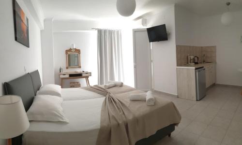 Yenion Hotel | Athineon