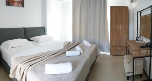 Yenion Hotel | Athineon