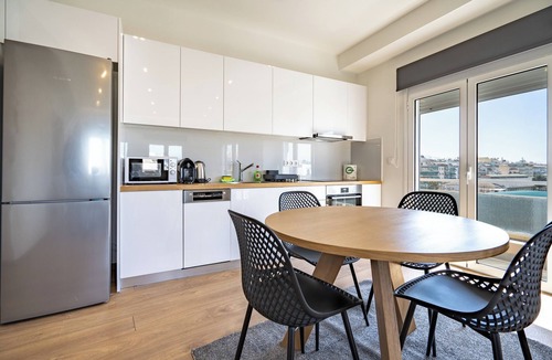 Attiki Apartment | Attiki Square & Metro Modern 2-Bedroom Apt by MPS