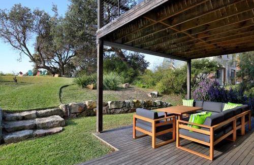 Culburra Beach House | 200 m² House ∙ 4 bedrooms ∙ 11 guests