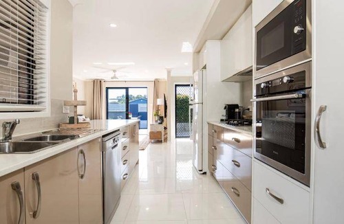 Culburra Beach House | 200 m² House ∙ 3 bedrooms ∙ 9 guests