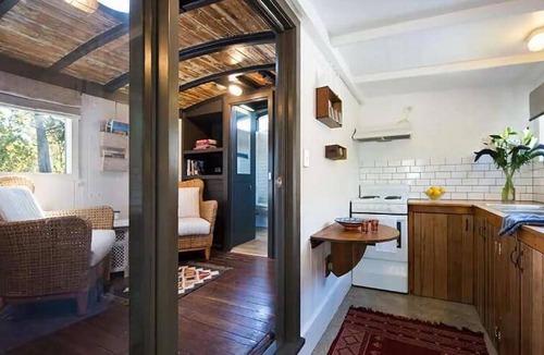 Daylesford House | 1000 m² House ∙ 1 bedroom ∙ 2 guests