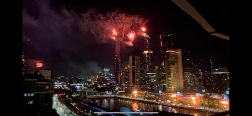 Melbourne Central Business District Apartment | Aura2107, CBD Entire 2 Bedroom Apartment with Balcony and Stunning Yarra River Views