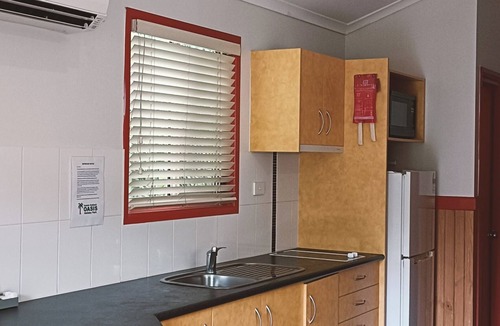 Richmond Hill RV Rental | Aussie Outback Oasis