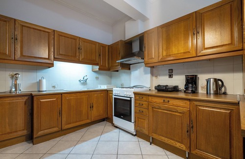 Kypseli Apartment | Authentic Athens stay in Kypseli by ΜΡS