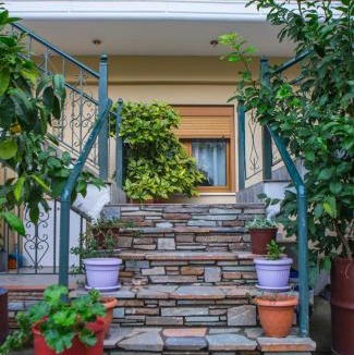 Loutraki Apartment | Avgi