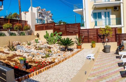 Argostoli Town Villa | Avocado villa offering peace and relaxation