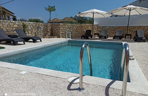 Gaios House | Avra