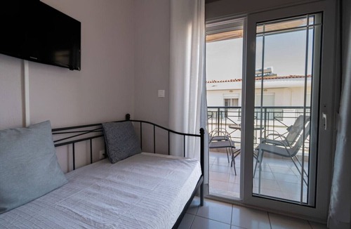 Haniotis Apartment | Avra Studio by RentalsPro - Hanioti