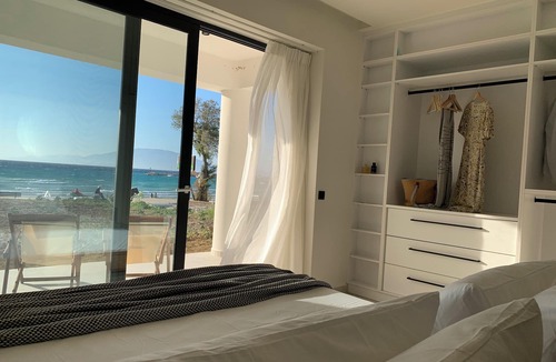 Alikanas Apartment | Ayïa suites - Beachfront apartment rentals