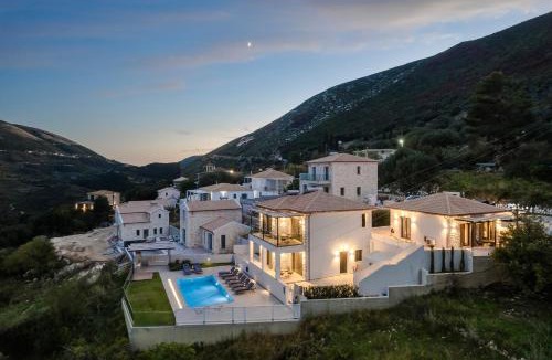 Zola Apartment | aZOLAki Suites