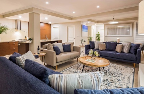 Marybrook House | Azure Beachside Resort Escape for Groups