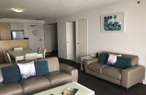 Mooloolaba Apartment | Azure View at Mooloolaba beach