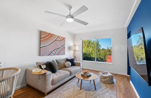 Scarborough Apartment | Azure Walk - Short Walk to the Beach