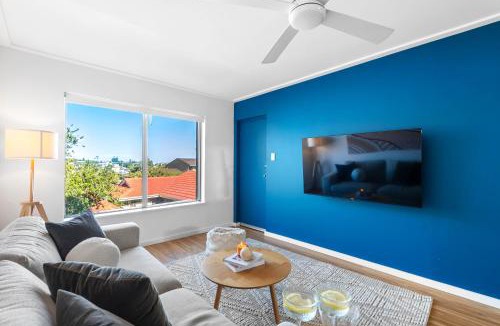 Scarborough Apartment | Azure Walk - Short Walk to the Beach