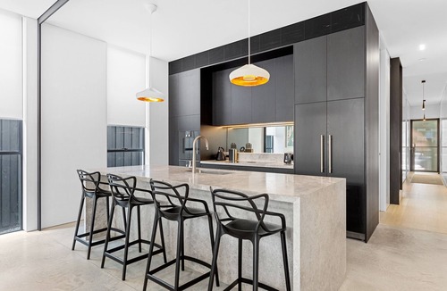Bondi House | Azure Waves Oasisn