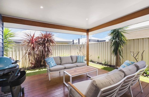 Eagle Bay House | Azzure on Waterville - central