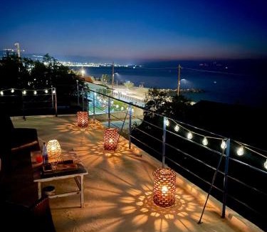 Kato Assos Apartment | Azzuro Bliss