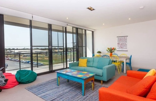 Turvey Park Apartment | B1/201 1 Flinders st · Colour & Swank at The Mill in the Heart of CBD!