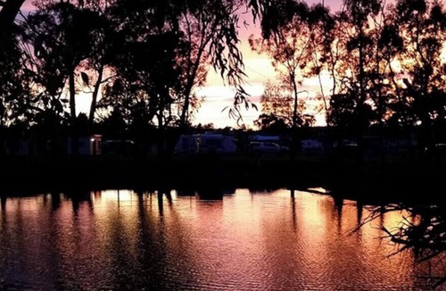 Stawell House | Backpacker / Work Time Accommodation in Cabin Park
