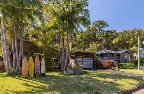 Tarbuck Bay House | Bali by the Bay- Coastal retreat in Tarbuck Bay