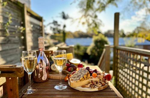 Balmain Apartment | Balmain Village Retreat AC Parking City 3kms