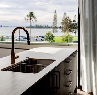 Newcastle Apartment | Balmoral on Scott - Harbour Front Perfection