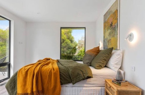 Lauderdale House | Balook Beach House