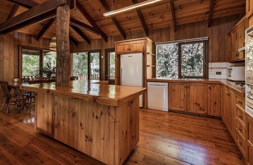 Eagle Bay House | Basically Beachfront - Eagle Bay Treehouse