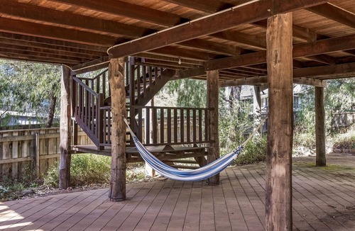 Eagle Bay House | Basically Beachfront - Eagle Bay Treehouse